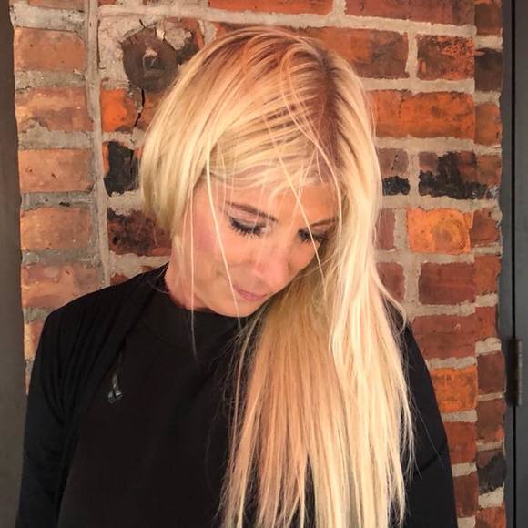 Meet your Posher, Jeanine - Picture 1 of 1